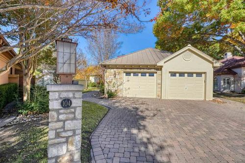 104 Mason Ct, Horseshoe Bay, TX, 78657-5963 | Card Image