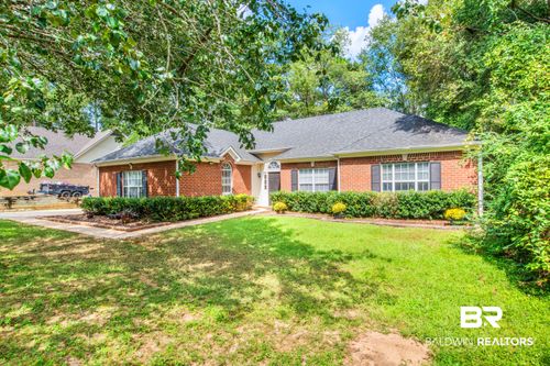 117 Geneva Dr, Daphne, AL, 36526-9732 | Card Image