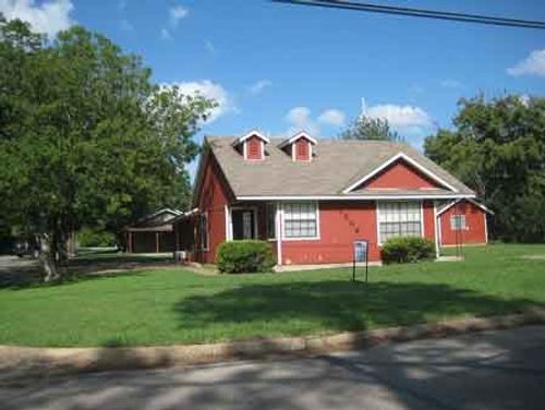 1508 N Preston St, Ennis, TX, 75119-1706 | Card Image