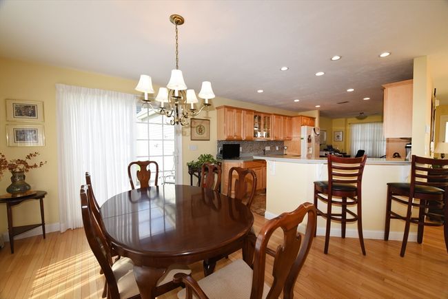 27 - 27 Arbor Hills Dr, Condo with 2 bedrooms, 3 bathrooms and 2 parking in Kingston MA | Image 9