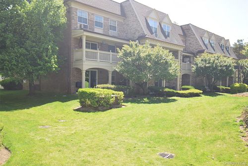 189-l-20804 Robert Rd, Bayside, NY, 11360-1575 | Card Image