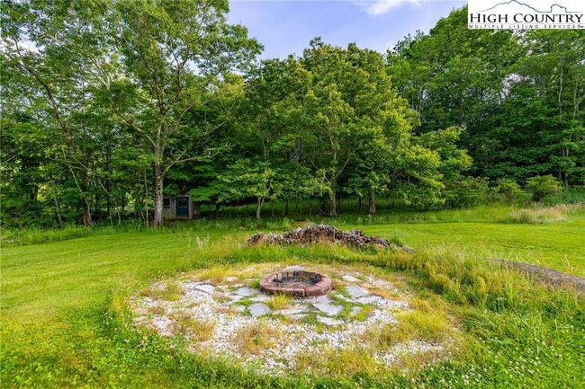 201 W Laurel Knob Rd, House other with 2 bedrooms, 1 bathrooms and null parking in Todd NC | Image 28