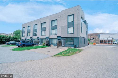 a-706 N 7th St, PHILADELPHIA, PA, 19123-2765 | Card Image