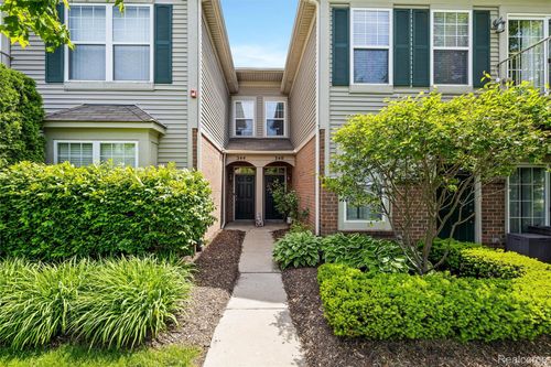 340 N Wixom Rd, Wixom, MI, 48393-2165 | Card Image