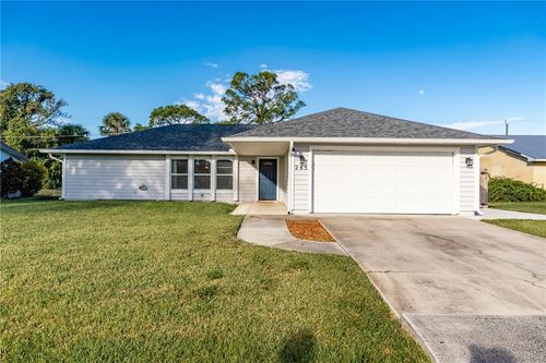 285 11th Ct, Vero Beach, FL, 32962-2838 | Card Image
