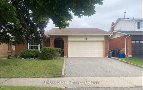 30 Blackthorn Lane, Brampton, ON, L6V3K8 | Card Image