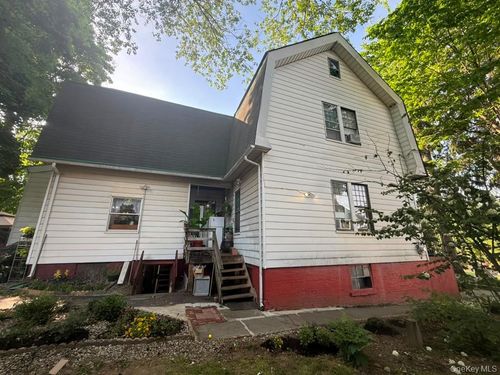 70 Hudson ave Hudson Ave, Haverstraw, NY, 10927-1523 | Card Image