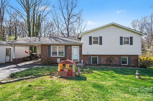5069 W Piedmont Cir, Conover, NC, 28613-9784 | Card Image