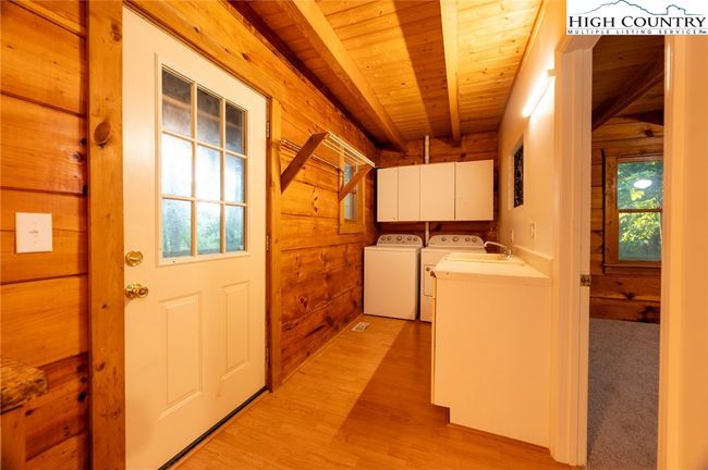 170 Mountain Laurel Ln, House other with 2 bedrooms, 4 bathrooms and null parking in Blowing Rock NC | Image 17
