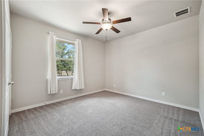 4049 Hickory Forrest Dr, Home with 3 bedrooms, 3 bathrooms and null parking in Seguin TX | Image 25