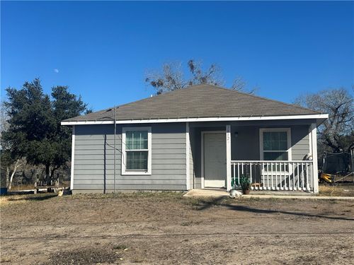 1812 Hill St, Three Rivers, TX, 78071-2549 | Card Image