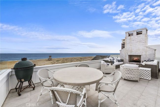 2148 E Oceanfront, House other with 5 bedrooms, 5 bathrooms and 3 parking in Newport Beach CA | Image 57