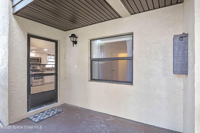Front door | Image 5