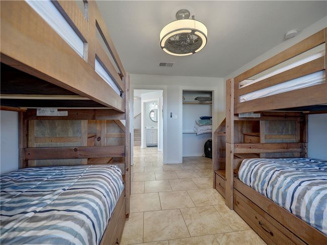 514 Royal Palm Dr, House other with 3 bedrooms, 3 bathrooms and 4 parking in Port Aransas TX | Image 10