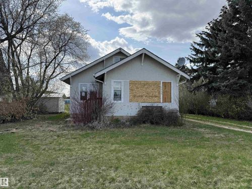 4818 52 St, Thorsby, AB, T0C | Card Image