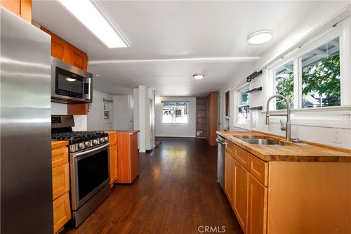 268 E Montana St, Pasadena, CA, 91104-1058 | Card Image