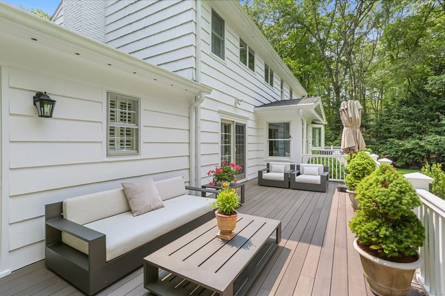 127 Danforth Dr, House other with 4 bedrooms, 3 bathrooms and null parking in New Canaan CT | Image 34