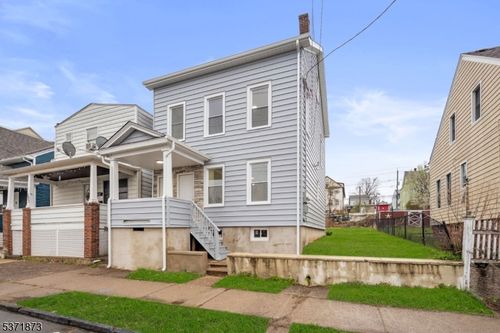 1-325 N 7th St, Prospect Park, NJ, 07508-2123 | Card Image