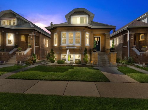 1926 Wisconsin Ave, Berwyn, IL, 60402-1603 | Card Image