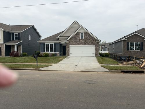 5010 Hunters Village Dr, Lebanon, TN, 37087-1676 | Card Image