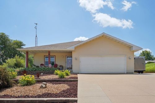 807 E Chestnut St, PARDEEVILLE, WI, 53954-9138 | Card Image
