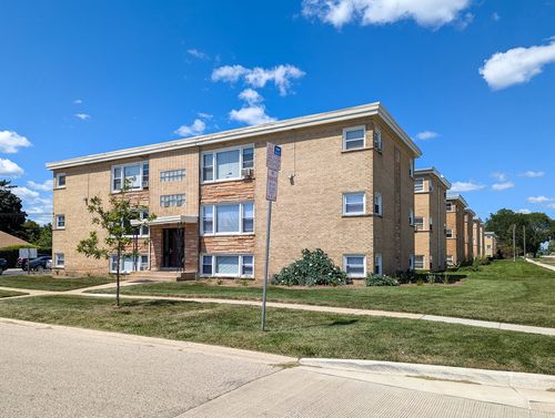 apt-1w-60 N Wolf Rd, Wheeling, IL, 60090-2974 | Card Image