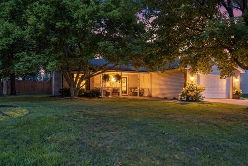 2770 Tulip Ln, Hobart, IN, 46342-3572 | Card Image