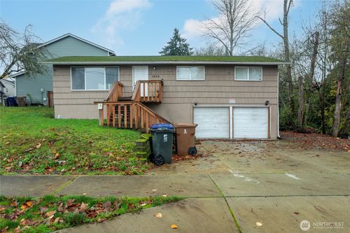 1620 E Columbia Ave, Tacoma, WA, 98404-4714 | Card Image