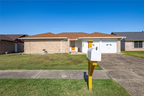 10107 Rocky Hollow Rd, La Porte, TX, 77571-4133 | Card Image