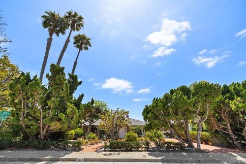 6014 Beaumont Avenue, La Jolla, CA, 92037 | Card Image