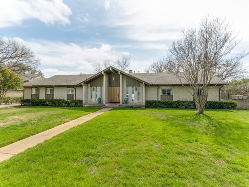 5616 Mcshann Rd, Dallas, TX, 75230-1708 | Card Image