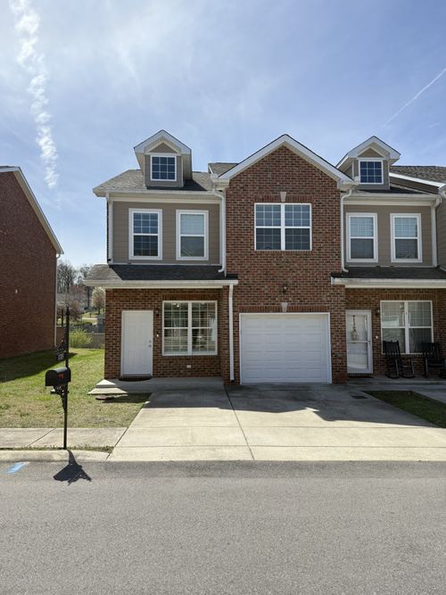 1705 Villa Cir, Lebanon, TN, 37090-6551 | Card Image