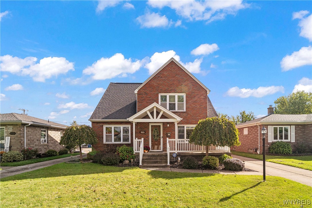 Carmen Rd, Buffalo, NY 14226