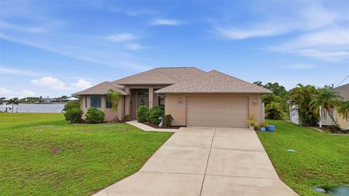 470 Spring Lake Blvd Nw, PORT CHARLOTTE, FL, 33952-6429 | Card Image