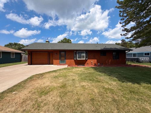 11353 N Heights Drive Nw, Coon Rapids, MN, 55433 | Card Image