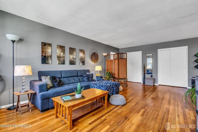 32 Woodedge Ave, Townhouse with 1 bedrooms, 1 bathrooms and null parking in Edison NJ | Image 9
