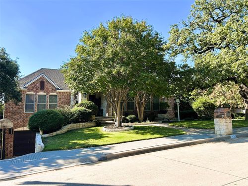 1634 Oak Ridge Dr, Corinth, TX, 76210-3042 | Card Image