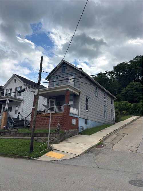 859 Lincoln Ave, Charleroi, PA, 15022-1914 | Card Image