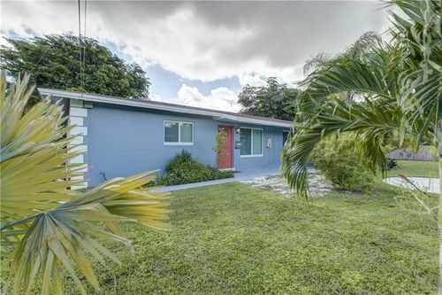 a-1658 Ne 34th St, Oakland Park, FL, 33334-5338 | Card Image