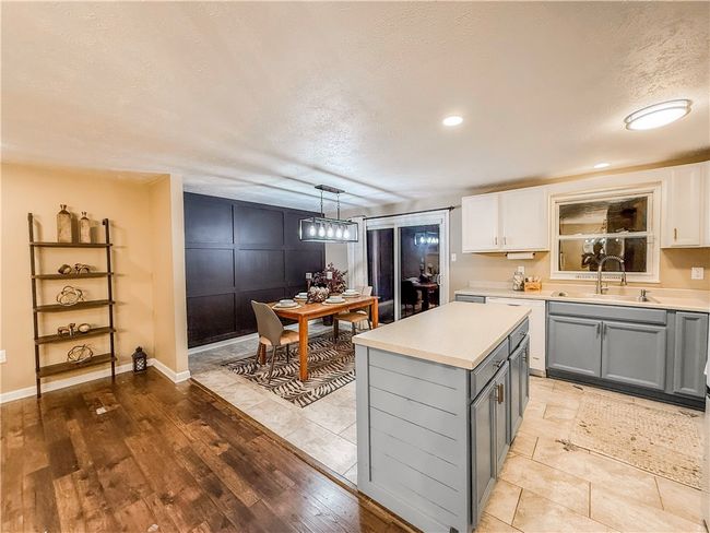 133 Glengarry Dr, House other with 3 bedrooms, 2 bathrooms and 2 parking in Coraopolis PA | Image 11