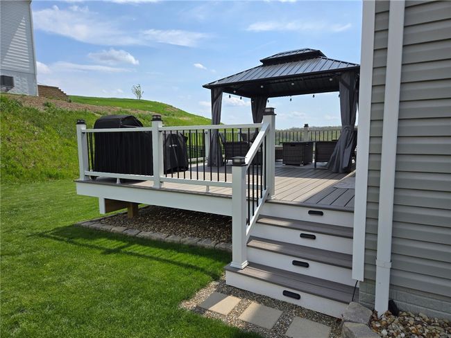 472 Sarjean Way, House other with 4 bedrooms, 3 bathrooms and 2 parking in Zelienople PA | Image 36
