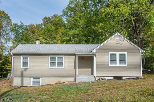 25 Lake Pochung Rd, Sussex, NJ, 07461-4029 | Card Image