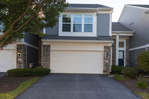615 Hawley Dr, Oswego, IL, 60543-4067 | Card Image