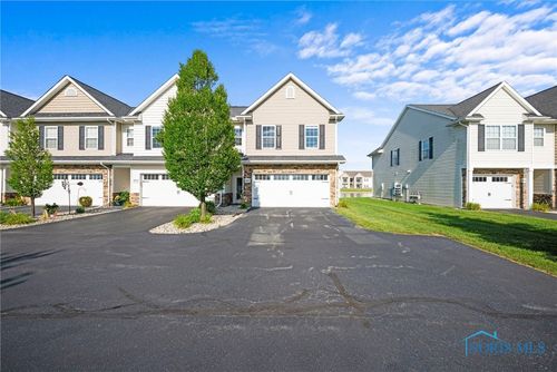 4665 Lakeside Dr, Maumee, OH, 43537-8529 | Card Image