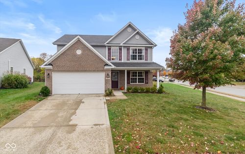 4601 Amesbury Pl, Westfield, IN, 46062-1105 | Card Image