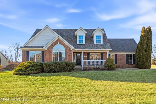 8301 Charleston Way, Shelbyville, KY, 40065-8388 | Card Image