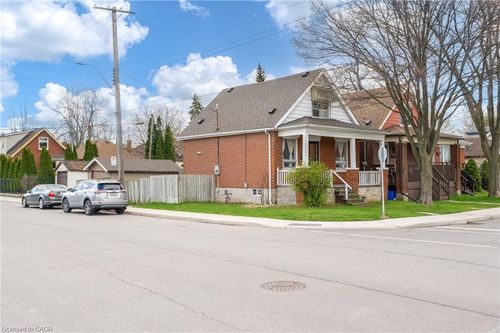 118 Cameron Ave N, Hamilton, ON, L8H4Z2 | Card Image