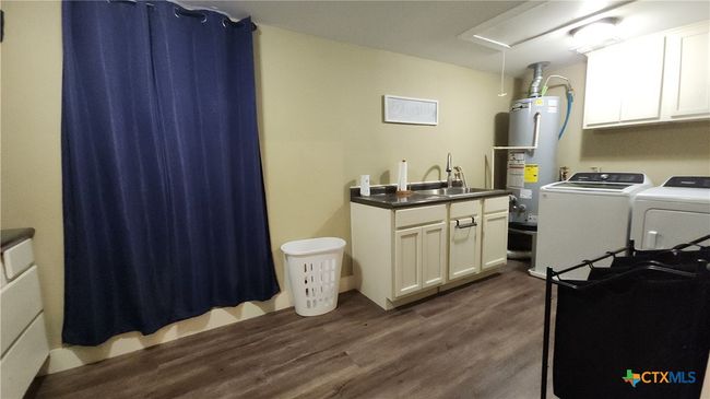 5596 Fm 616, House other with 4 bedrooms, 3 bathrooms and null parking in Vanderbilt TX | Image 23