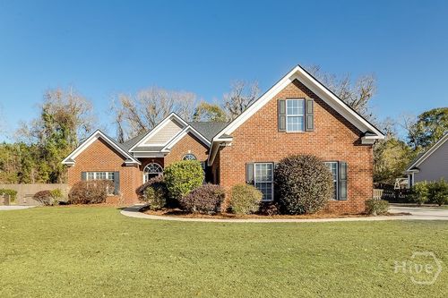 389 Chastain Cir, Richmond Hill, GA, 31324-9384 | Card Image