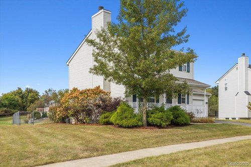 112 Turtle Trce, Pinckney, MI, 48169-8026 | Card Image